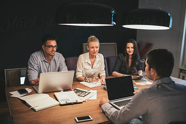 e-fundresearch.com – BB Jobportal