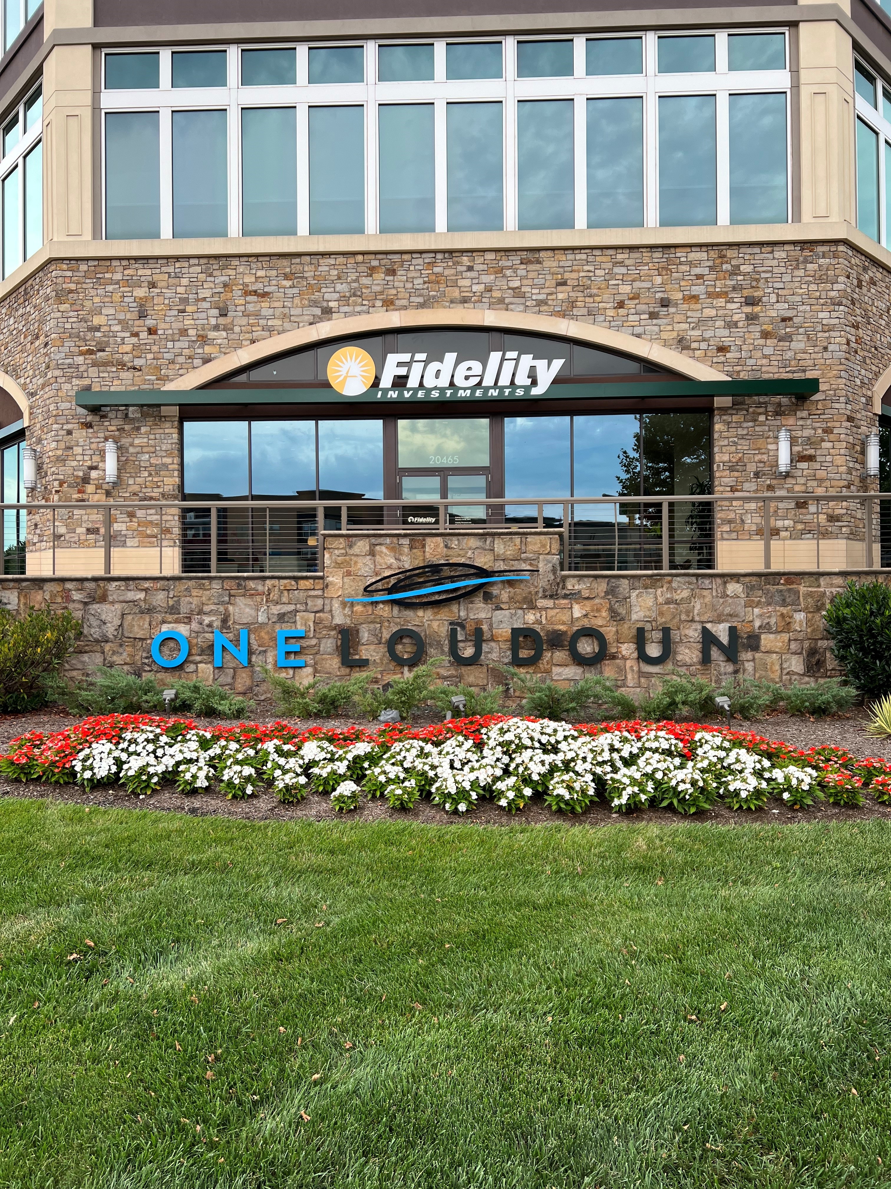 Chief Compliance Officer - MLRO Fidelity Digital Assets, Ltd. (m|f|x) Hero Image