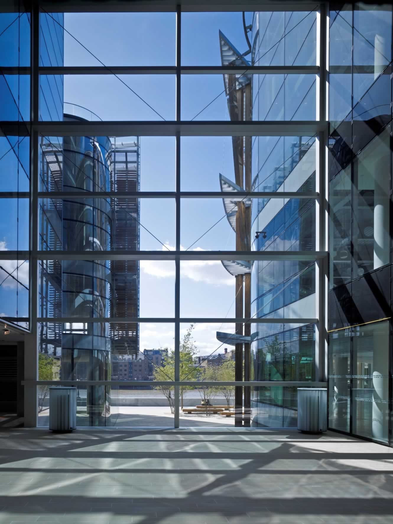 Investment Banker, Acquisition & Leveraged Finance, Senior Analyst - Junior Associate (m|f|x) Hero Image